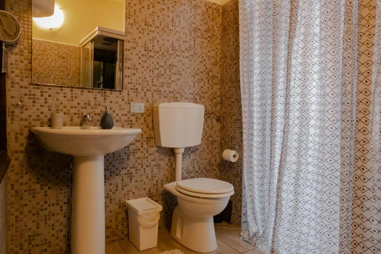 Bed and Breakfast Passaggio A Sud Ovest Iglesias Exterior foto